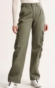Abercrombie olive green cargo pants 