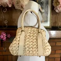 GAYMODE VINTAGE 1960'S IVORY STRAW FRAME HAND BAG WITH FAUX LEATHER ACCENTS