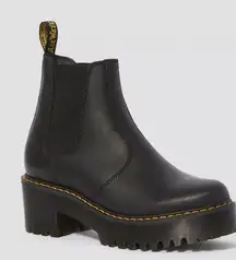 Dr. Martens Rometty Chelsea Heeled Boots Women Sz 7 Black Leather Pull On Shoes