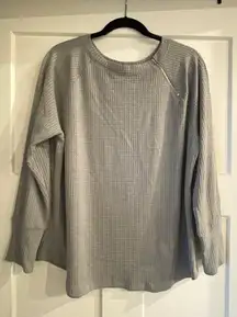 Maurice’s Long Sleeve Top