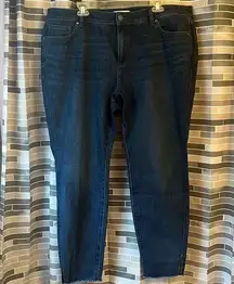 Lane Bryant Flex Magic High Rise Ultimate Skinny Jeans - Size 20 (21”W) EUC