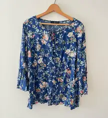 Fred David‎ Blue Floral Tie Neck Blouse with Bell Flutter Sleeves Size Large