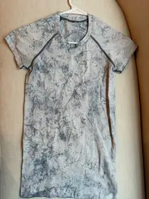 Lululemon Swiftly Tech