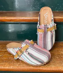 Very G Women’s Multicolor Striped Women's Clogs 7.5 NWOT