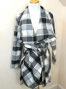 Matilda Jane  Check It Twice Black / White Jacket Plaid Blanket Wrap XS/S