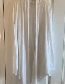 REEBOK..White Open Front Wrap
Laser Lace design in print
Light weight XL