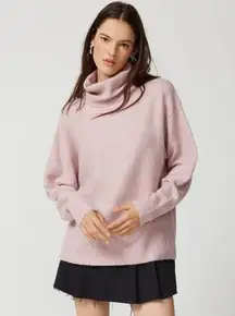 UO Tinsley Oversized Turtleneck Sweater In Mauve