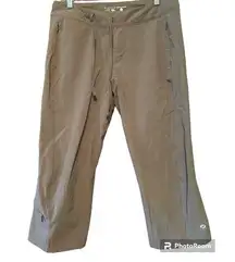 Mountain Hardwear Tan Capri Nylon Hiking Pants Size 10