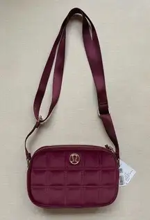 Lululemon Camera Crossbody Bag 2L Quilted Velour- Wine Berry/Gold