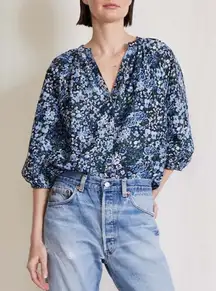 APIECE APART COTTON AND SILK BLEND MITTE TOP BOLD BLOMSTER BLUE SMALL