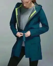 Lululemon Rain or Shine Jacket Size 4 Rain Coat Trench $248 Glyde 2 Jackets