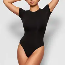 FITS EVERYBODY T-SHIRT BODYSUIT | ONYX - ONYX NWT brief size L