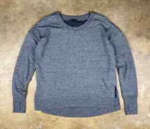 Athleta Coaster Luxe Sweatshirt Women’s M‎ Gray Long Sleeve Split Hem Thumbholes