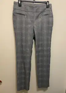 Soho Size M Grey Plaid Pants