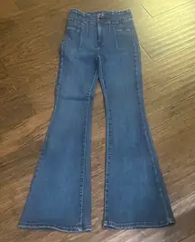We The Free Jayde Flare Jeans 27 EUC