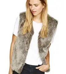 Aritzia Talulu Park Slopes Faux Fur Vest Women's size small