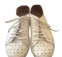 Torrid White Vegan Leather Fashion Sneakers Sz. 11W Lace Up Scalloped Barbiecore