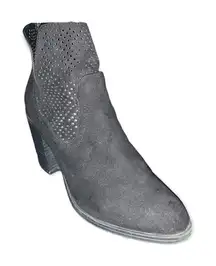 126✨Express Ankle Boots✨