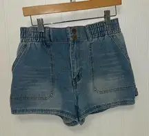 Almost Famous stretchy waist carpenter Jean Shorts