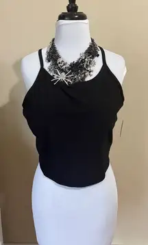 Old navy cropped work out tank top with built in bra - new with tags.