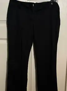 The Limited Women's‎ Classic Black Straight Leg Jeans