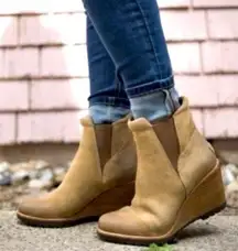 Sorel After Hours Chelsea Wedge Ankle Boots Tan Beige Suede Sz 7