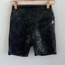 Victoria's Secret Pink Ultimate Snakeskin Bike Shorts Tights Shorties XS
