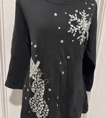Quacker Factory Black Beaded Snowflake Holiday Pullover Sweater