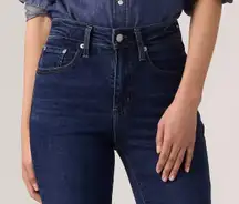 Levi’s 725 High-Rise Bootcut