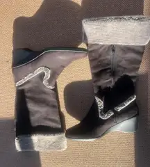 Life style Black woman Size 9  Faux Suede Wedge Boots Faux Fur Trim Zip Up