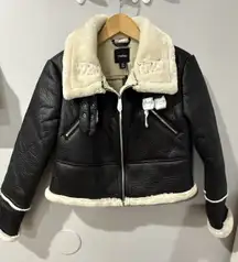 Boohoo Women's Teddy Trim Faux Leather Aviator Jacket - Black -‎ US Size 8 NWT