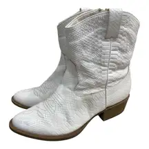 Coconuts by Matisse Pistol White Faux Snakeskin Western Cowboy Boots 9