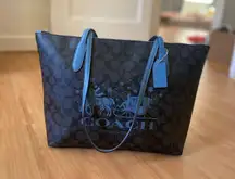 Coach Zip Top Tote In Signature Canvas With Horse And Sleigh CN 626