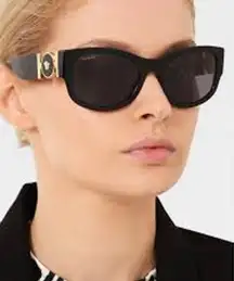 VERSACE Black Cat Eye Sunglasses Gold Medusa AS-IS CONDITION Polarized VE 4372