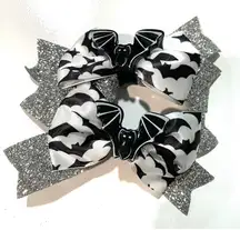 Halloween 2pc bat Glitter Hair Accessory Bows . Adults One Size nwt