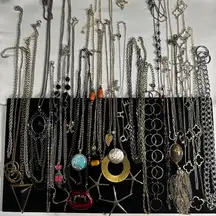 J477 Bulk Bundle of 30 Chain Necklaces