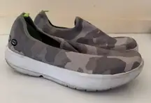 Oofos Women's Oomg Eezee Green Camo Slip On Low Shoes Comfort Sneakers Sz 9