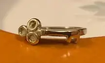 Dainty key ring size 6