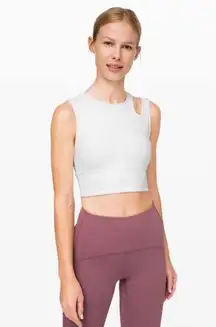 Lululemon  Mastered Motion Cropped Tank Top Athletic Longline Sports Bra Size 6