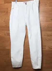 Guess  CROPPED JEANS NO SIZE TAG COLOR WHITE