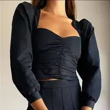 ARITZIA Sunday Best black crinkle cropped petal blouse top size US 2 small