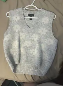 Sweater vest 