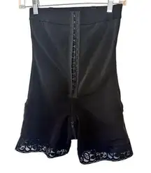 Women's Mediums Black Shapewear Shaping Bottoms Caged Zipper at Bottom