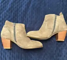 Diva Ankle Booties Wild Faux Grey Suede 