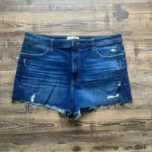 Wrangler Womens High Rise Vintage 3” Denim Shorts Distressed Size 16