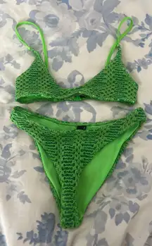 Triangl Bikini Set