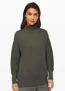 Lululemon Size M Cozy Calling Turtleneck Sweater Heathered Pesto Pima Cotton Yak