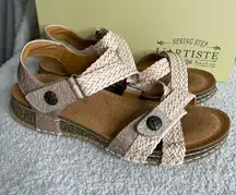 L'Artiste Atira Platform Sandal Spring Step Beige Braided Sandals‎ 37