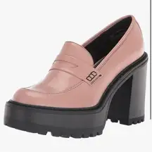 Madden Girl Women's Kassidy Loafer like new size 6