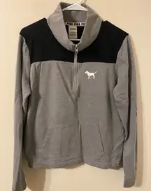 VS PINK Victoria’s Secret Gray Black 1/4 Zip Dog Logo Pullover Sweatshirt‎ Large